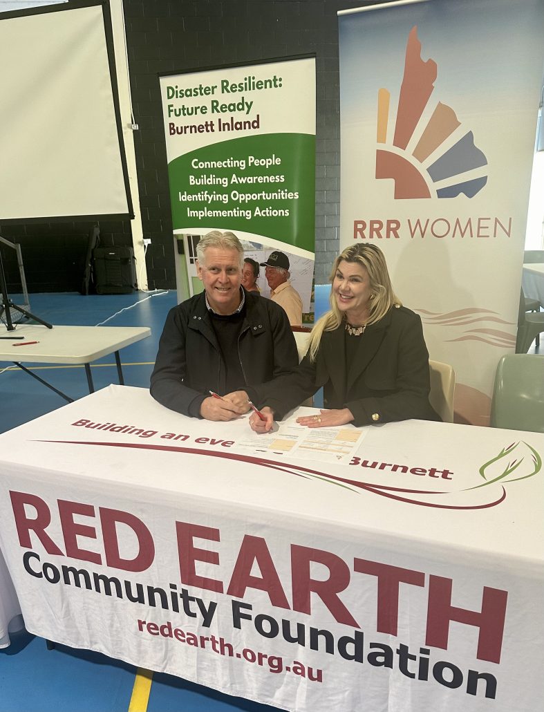 RRR Women Vice President Melissa Brooke and Red Earth Deputy Chair John Carey sign the Memorandum of Understanding.